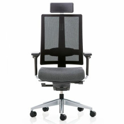 Beschreibung:
- Ergonomisch geformter Sitz mit autmungsaktivem Schaum, leicht auswechselbar
- Rückenlehnen-Rahmen mit textiler Netzbespannung (2D-Netz)
- Komfort-Synchronmechanik
- Seitliche Körpergewichtseinstellung
- Sitztiefenverstellung
- Sitzhöhenverstellung mit Sicherheitsgasfeder
- Kopfstütze
- Rückenbinder silber
- mit oder ohne Lordosenstütze (AIR PLUS)
- Kunststoff-Fußkreuz und Rückenbinder in Schwarz oder Aluminium silber pulverbeschichtet
Doppelrollen hart oder weich nach DIN/EN 12529
EN 1335, Geprüfte Sicherheit, Ergonomie geprüft, Quality Office